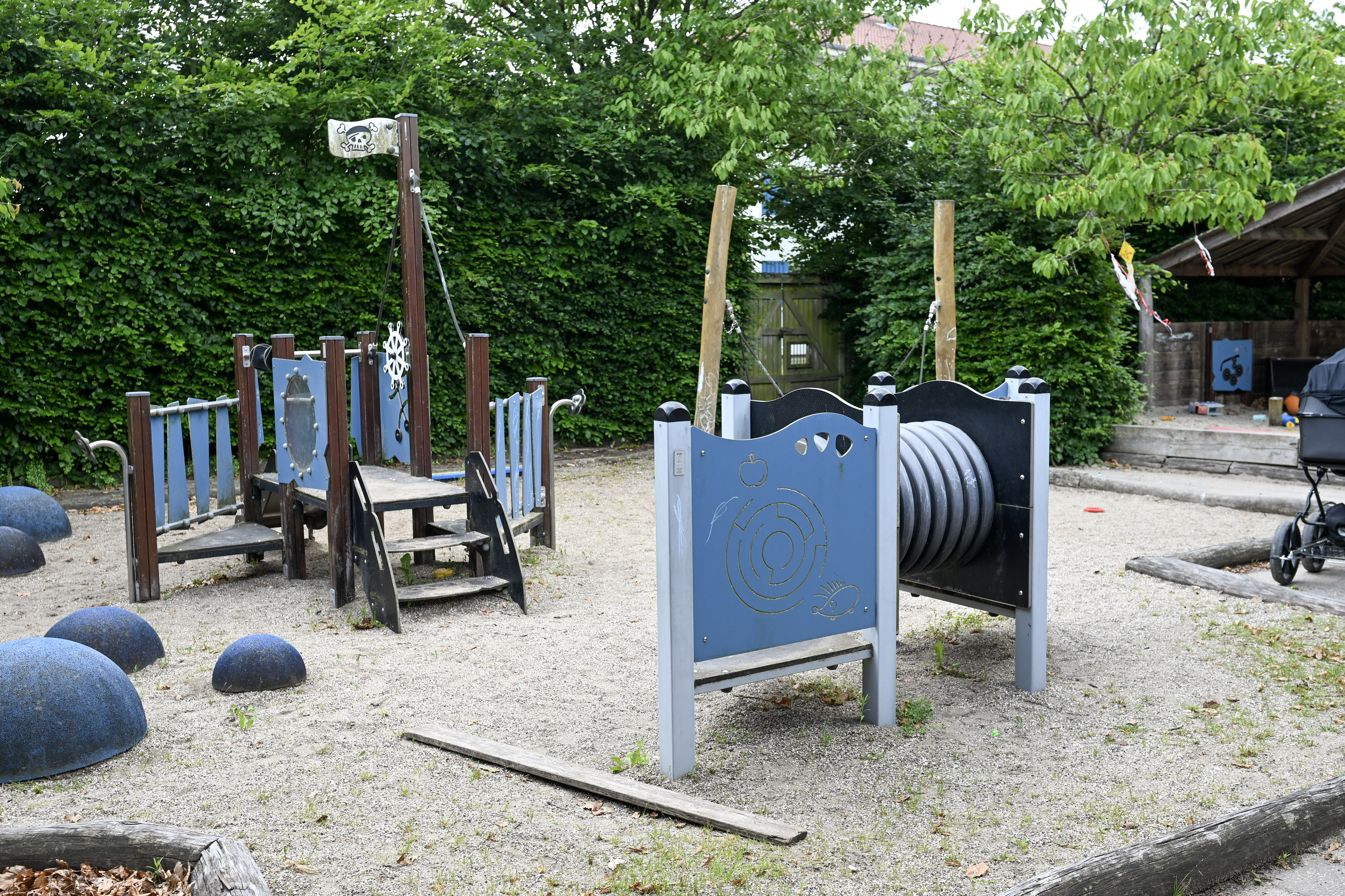 En del af legepladsen i Børnehuset Jennumparken